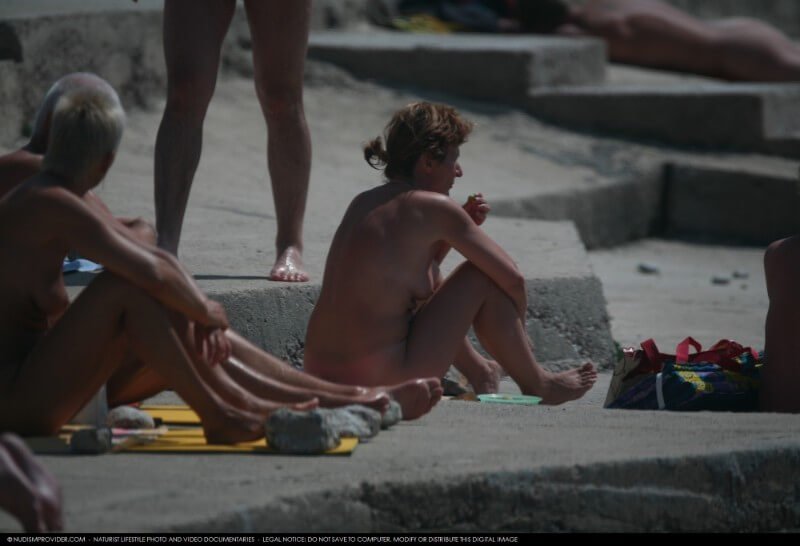 Nudist Rocky Family Angle gallery - A Base for Naturist Recreation