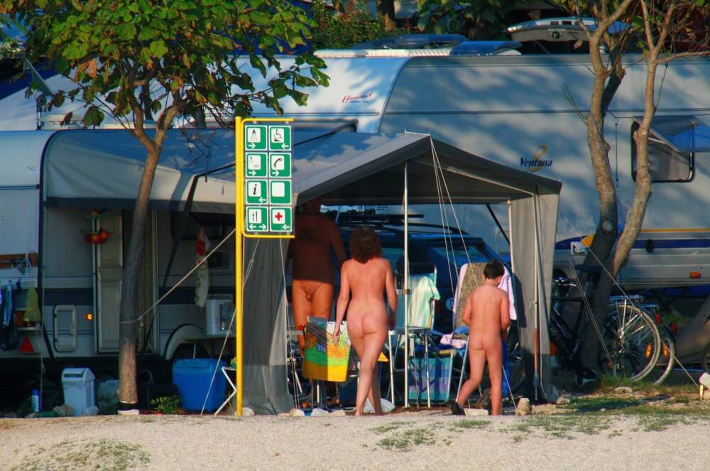Ula FKK Camping photo gallery - Activities conducted in a state of complete nudity