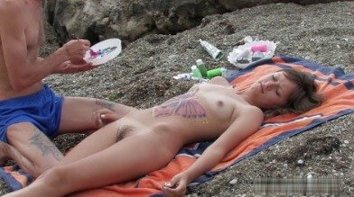 Naked body art on the beach Full HD video - Most nudists are motivated solely by a sense of comfort