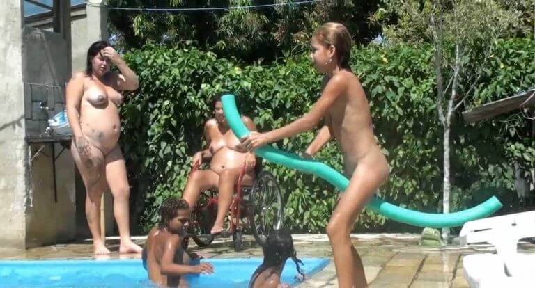 Oceanic Backyard Noon # 1 Full HD - Clothing is a barrier for a nudist