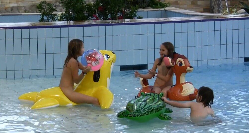 Aqua Extravaganza 1 Full HD - Nudism is normal and fun