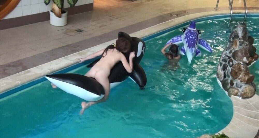 Naturism in the pool Full HD - Current trends in the development of the naturist movement