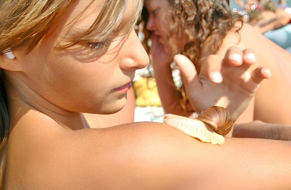 Premium photo series # 5 - In this nudist movement, voluntariness and comfort are important