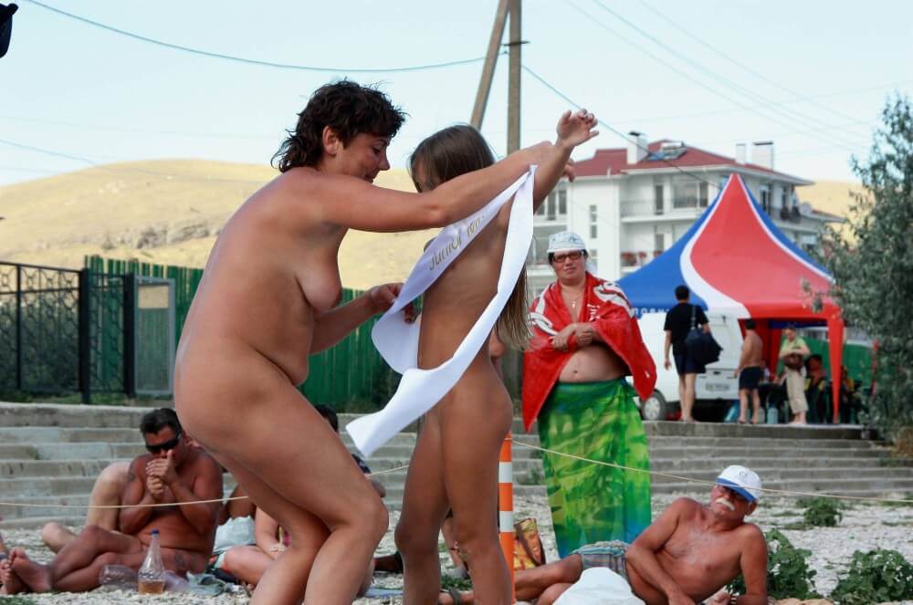 Presenting Mini Awards photos - Naturalness and freedom are the core principles of naturism and nudism