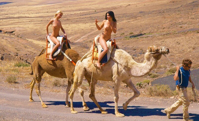 Funny Moments Life pics - Nudity is an expression of naturalness and sincerity