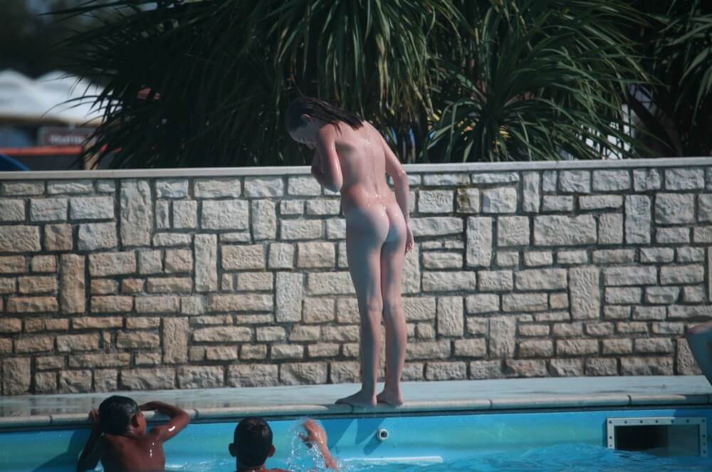 Naturist Pool-Side Singles pics - A naturist strives for inner harmony and emotional balance