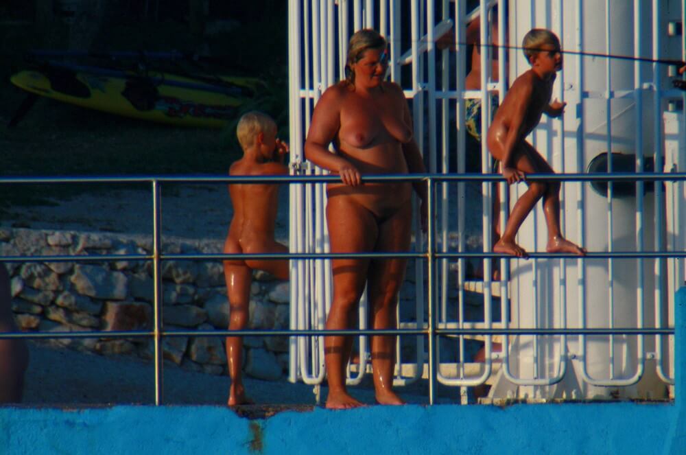 Uka FKK Water Play - Joy and pleasure are part of the nudist experience