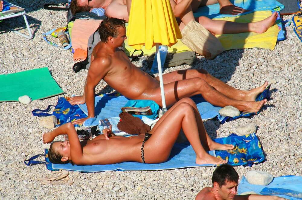 Ula FKK Bikini Couples Day pics - Nudism in the Modern World