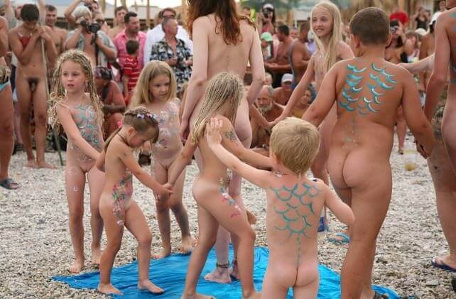 Large photo gallery nudism - The cult of nudity has not been forgotten