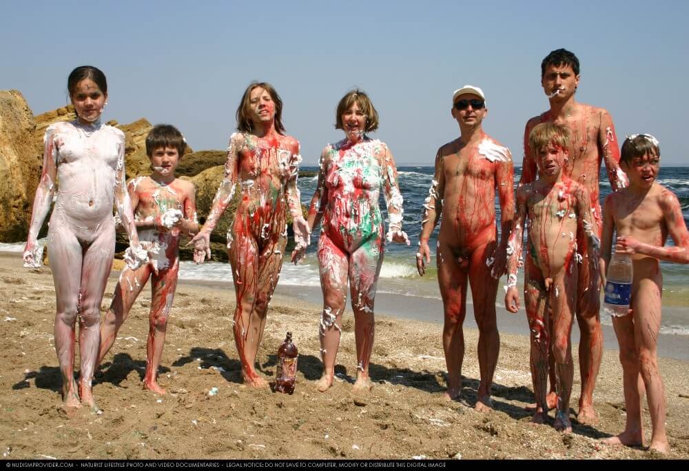 Naturism photo gallery # 58 - Taking Off Ones Clothes