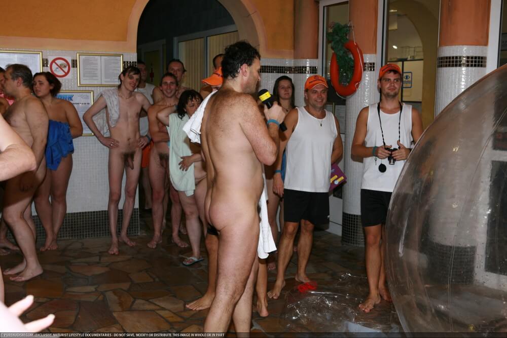 Naturism photo gallery # 56 - Nudism is permitted throughout the entire territory