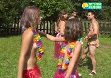 Naturist Freedom: European Hawaii - Looking at the sun and my own naked body
