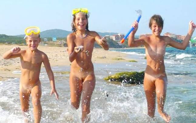 Naturism photo gallery # 27 - Unlimited freedom is the guiding principle of nudism and naturism