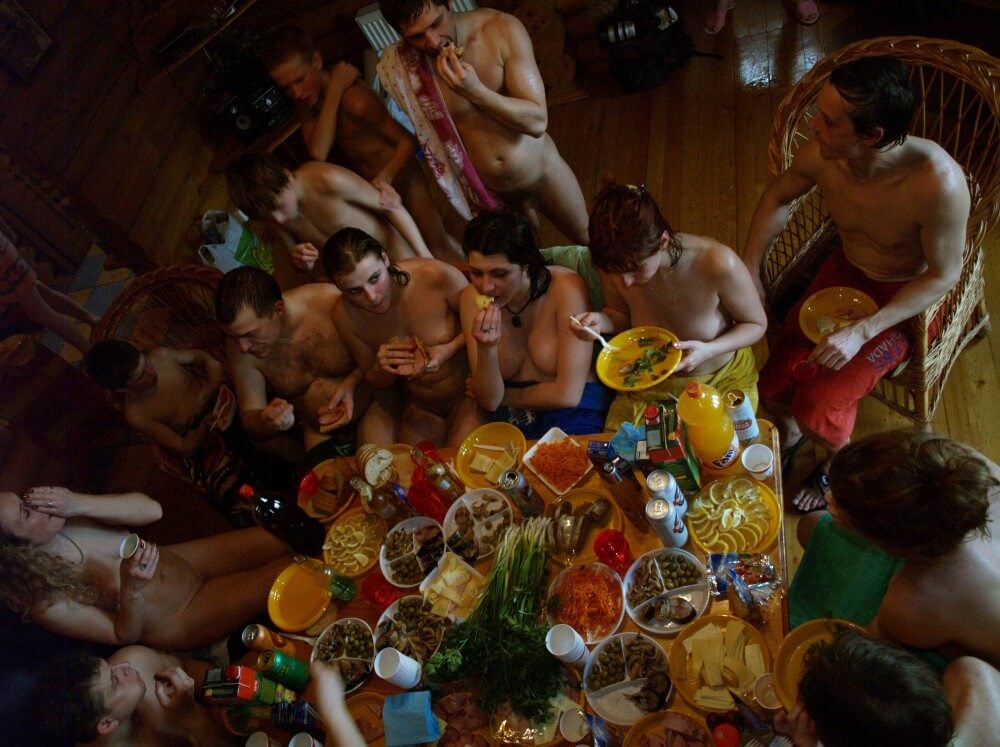 Family Valentines Dinning pics - Must always be without clothes