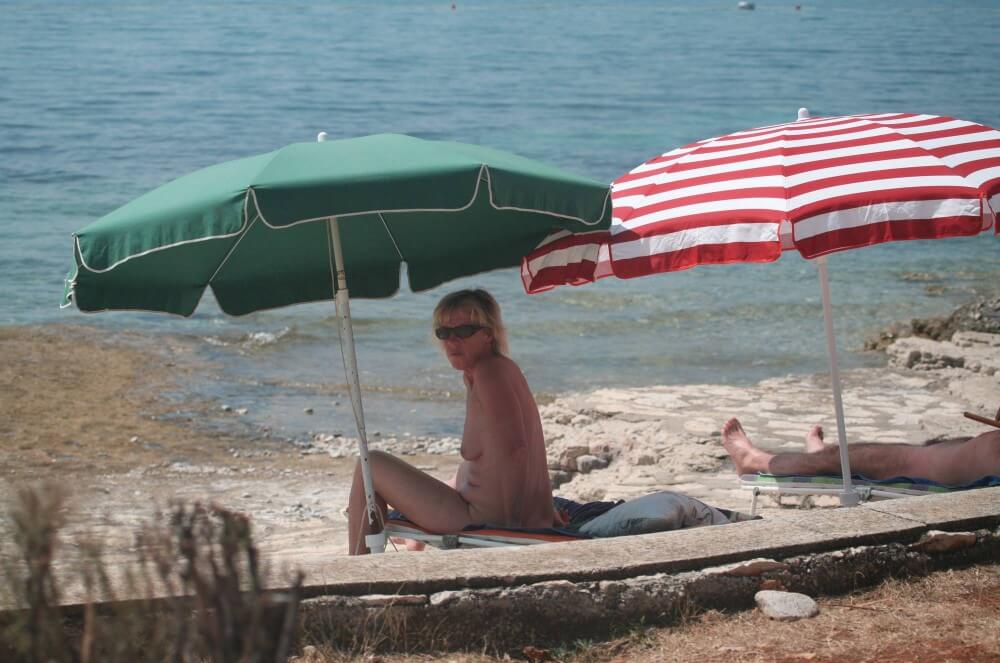 FKK Beachline Front pics - The desire to connect with nature and be unclothed