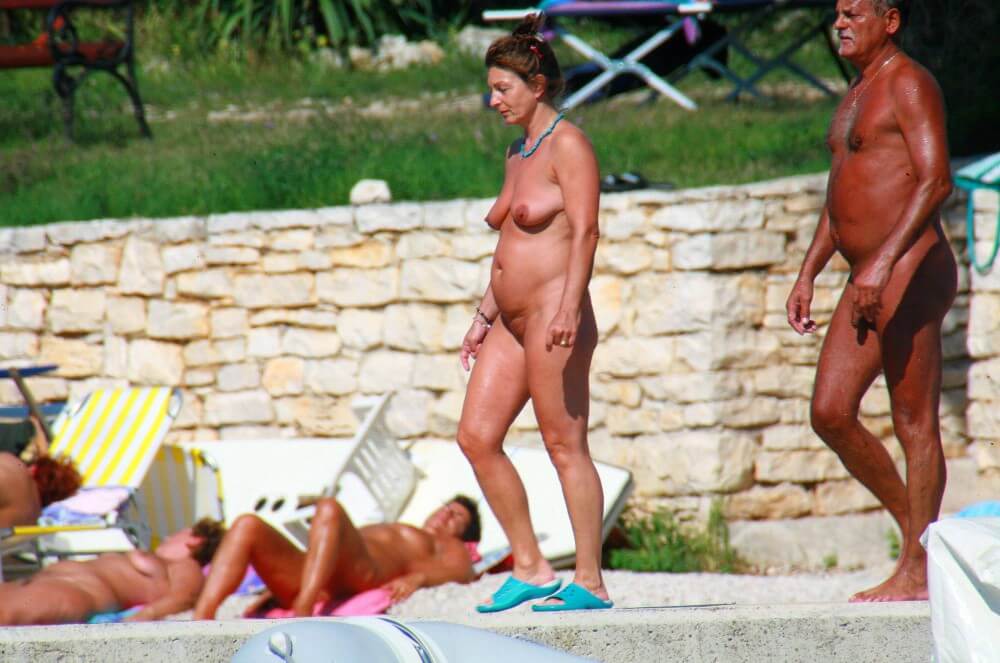 Ula FKK Wall-Side Passby photos - Nature fills naturists and nudists with energy and inspiration