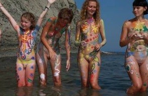 A Mediterranean Crag photos - Ordinary people as naturists