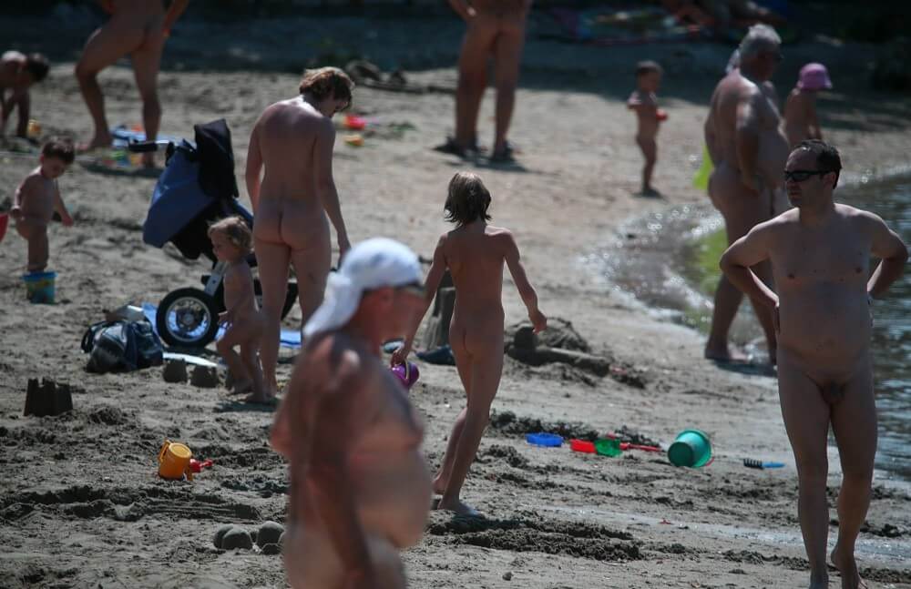 Jr Coastal Beach Paradise pics - Nudity in naturism is not usually an end in itself