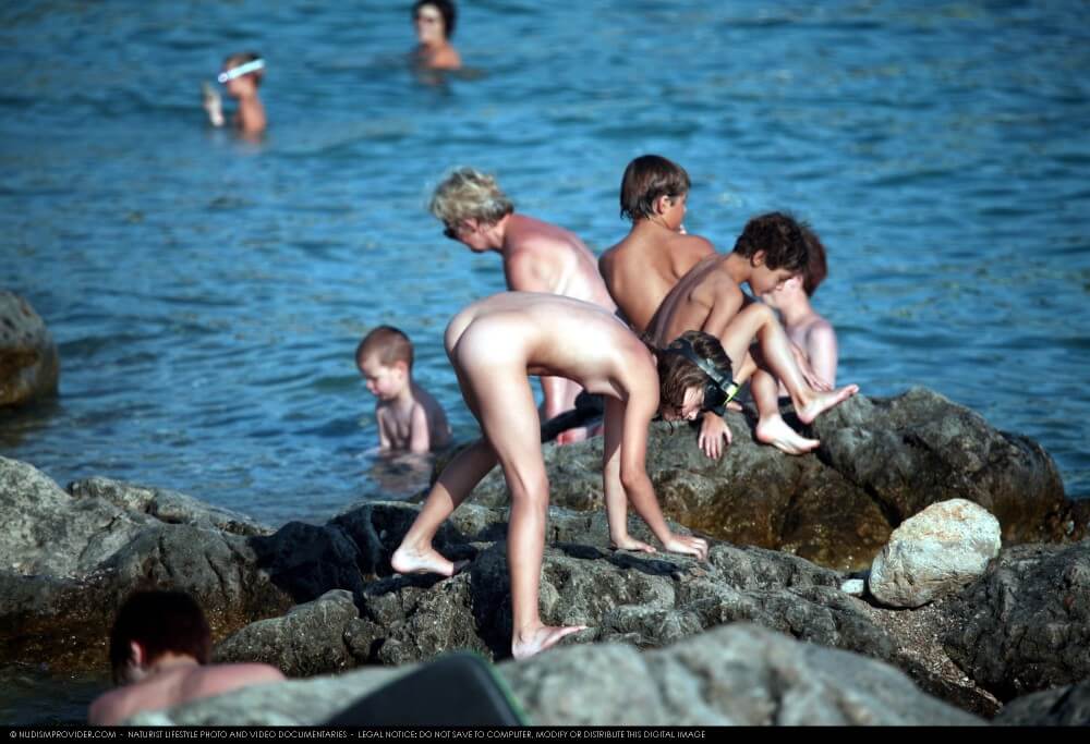 Summer day on the Black Sea photos - Nudism is a philosophy based on respect and trust