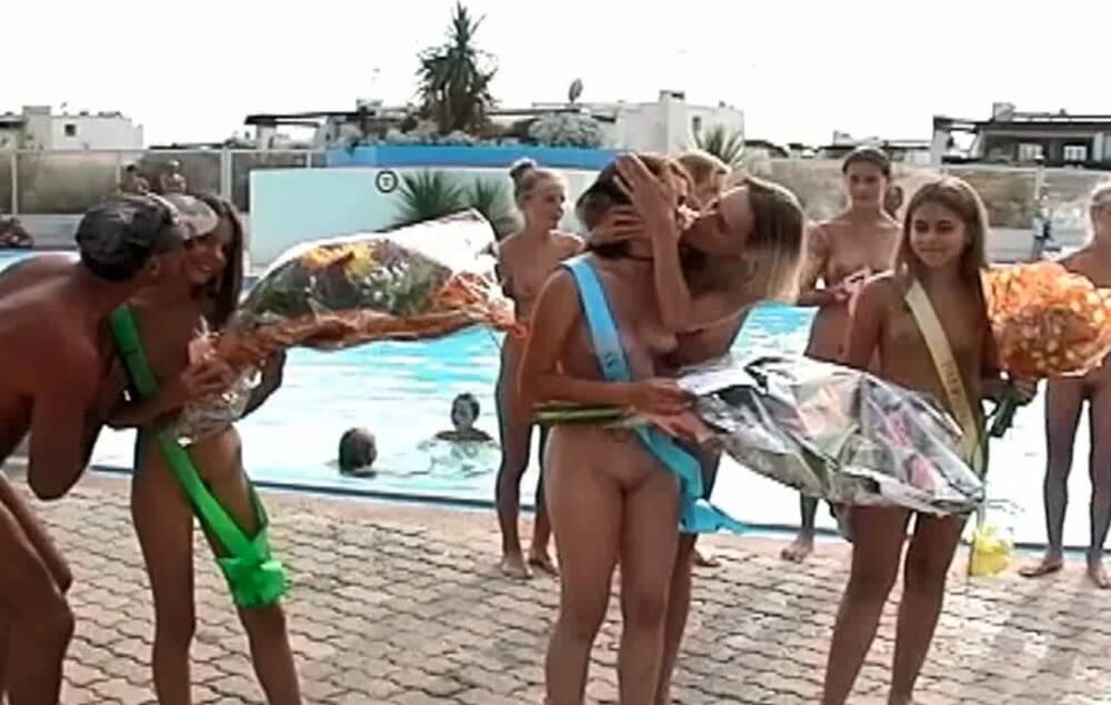 Nudist girls beauty contest video France - Sunat Natplus HD - The desire to admire the human form