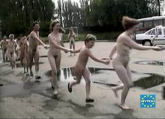 Helios Natura: Tutti-Frutti Nudie - Eurovid FKK - Lightness and ease as the main traits of naturists